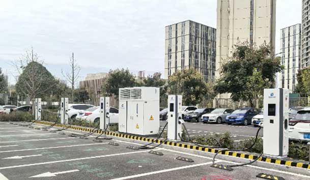 宜昌首批全液冷超充站投入運營，鴻嘉利助力高質量充電基礎設施建設(圖2)